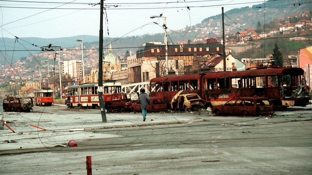 Krvavé obléhání Sarajeva: „Střílel bych na někoho, koho znám.“
